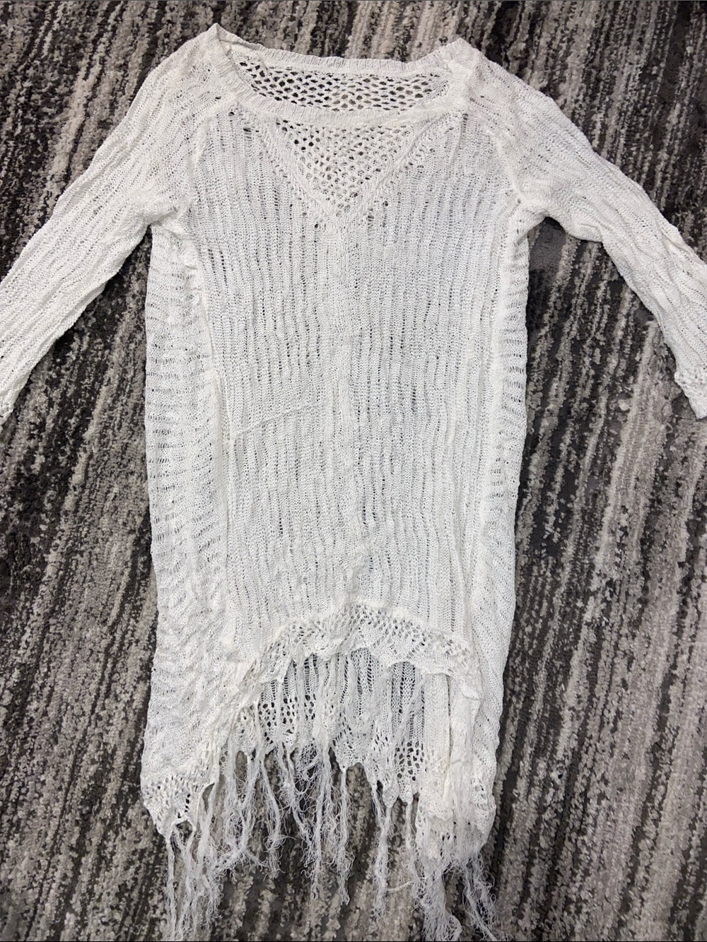 Off-white crochet like cotton blend pullover size small